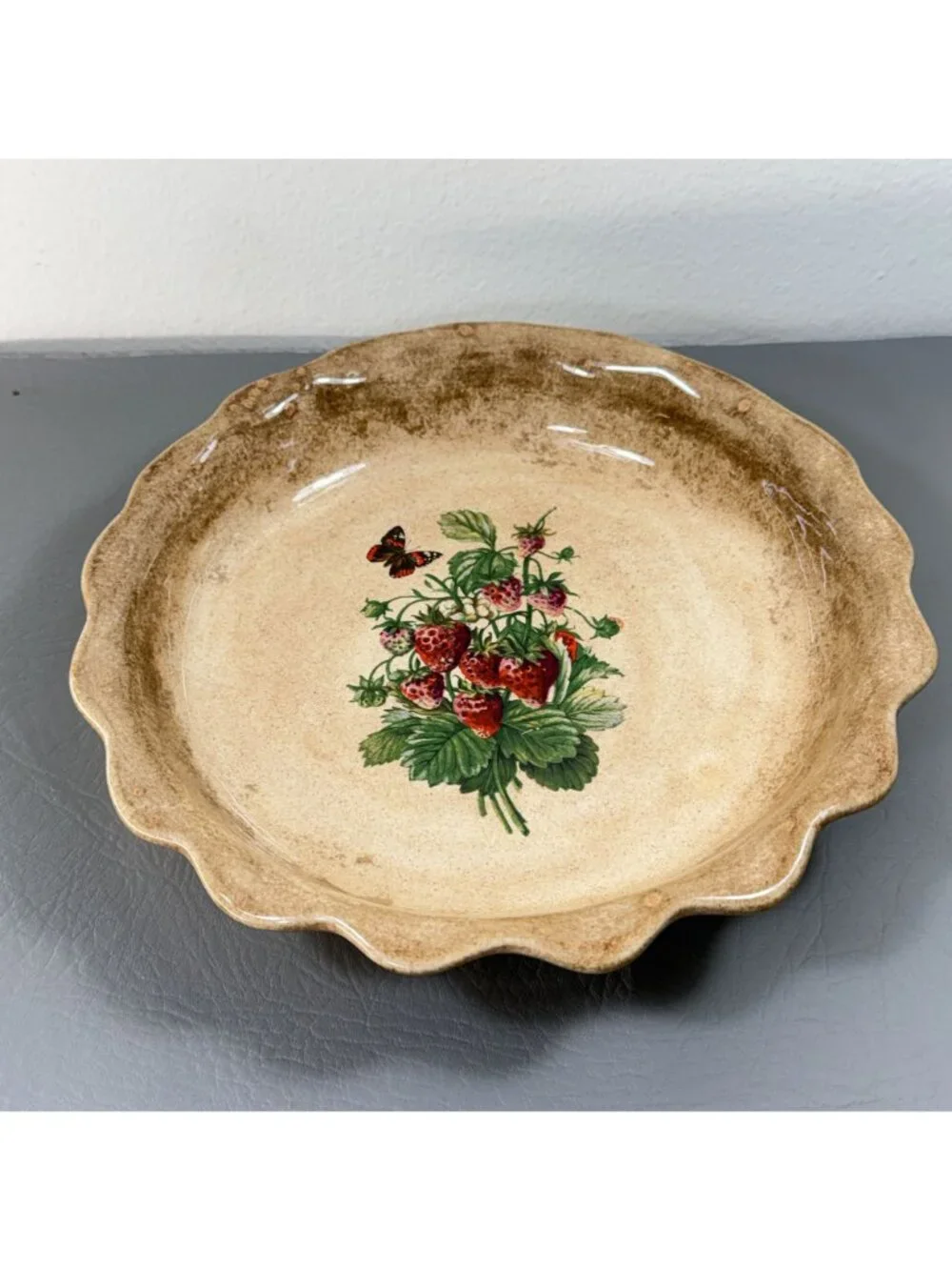 Vintage Bell Ceramics Strawberry Pie Plate Hand Painted Signed Bain 1980